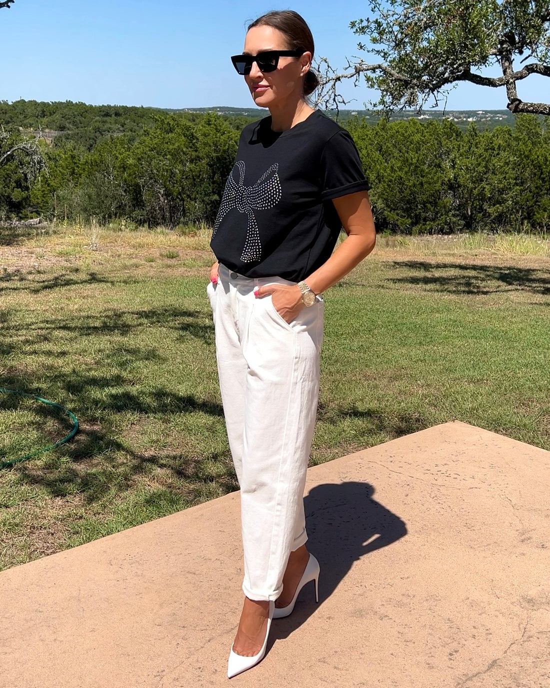 Pleated Front Tapered Jeans - Barbara Aleks